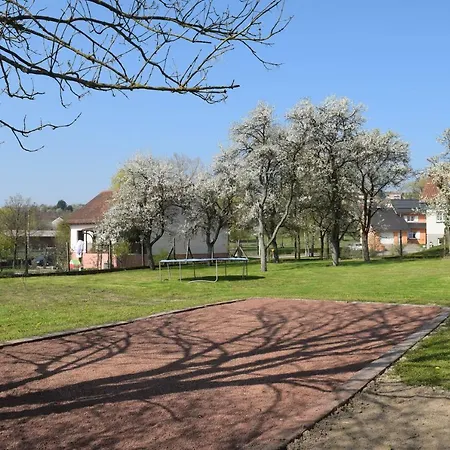 Semesterbostad Le De Maya Bining